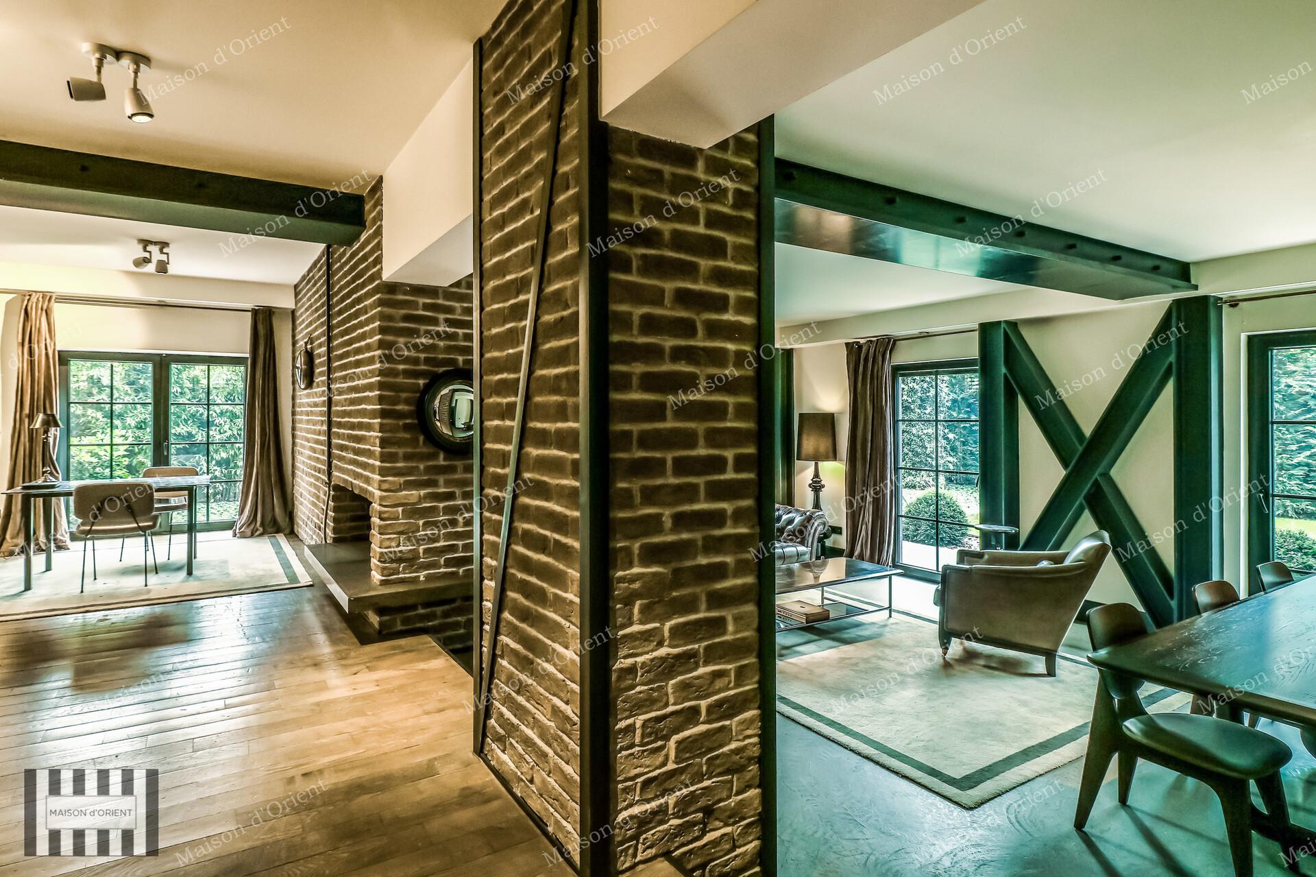 Levent'te 250m2 Müstakil Bahçeli Satılık Tripleks Villa — Levent, İstanbul — 4+2 — Satılık