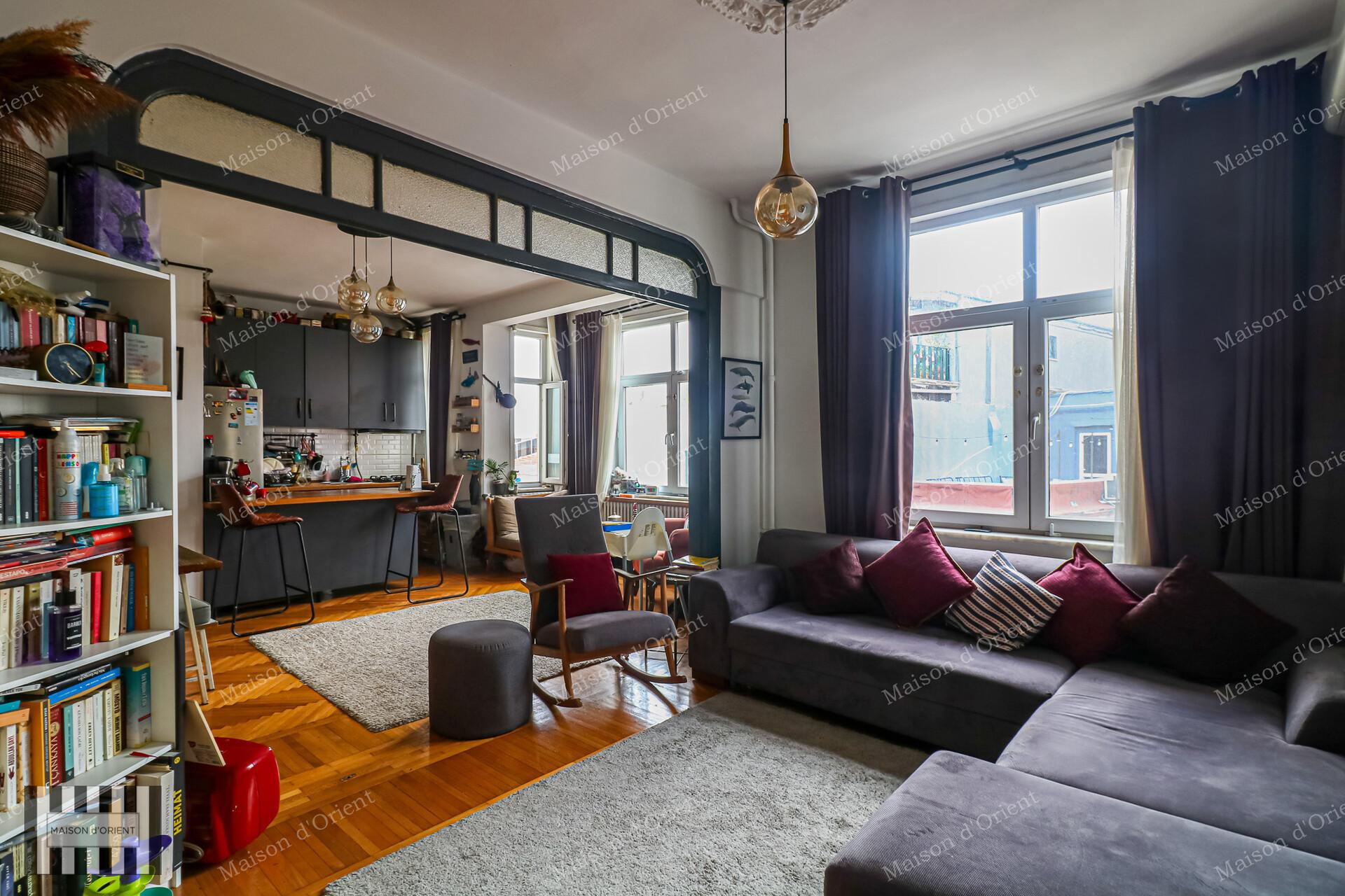 180sqm Flat For Sale in Historical Lüks Building, Galatasaray — Galatasaray, İstanbul — 4+2 — Closed