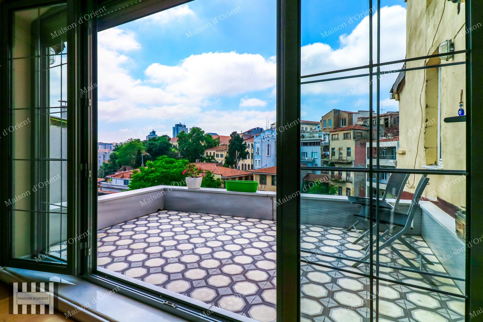 Furnished Duplex with Private Terrace for Sale in Cukurcuma — Çukurcuma, İstanbul — 1+1 — Closed