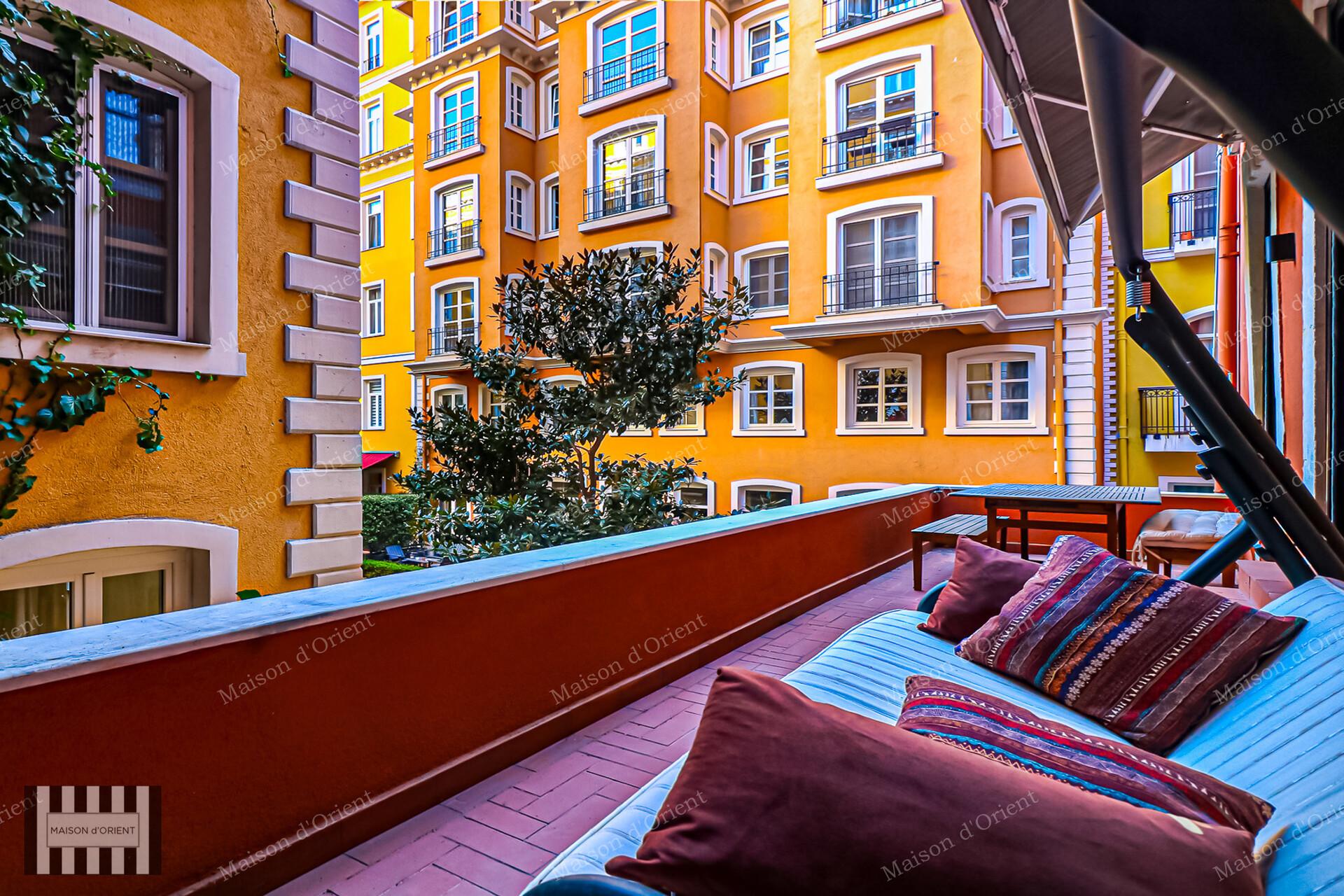 1+1 Furnished Rental Flat with Garden View in Tomtom Gardens — Tomtom, İstanbul — 1+1 — Closed