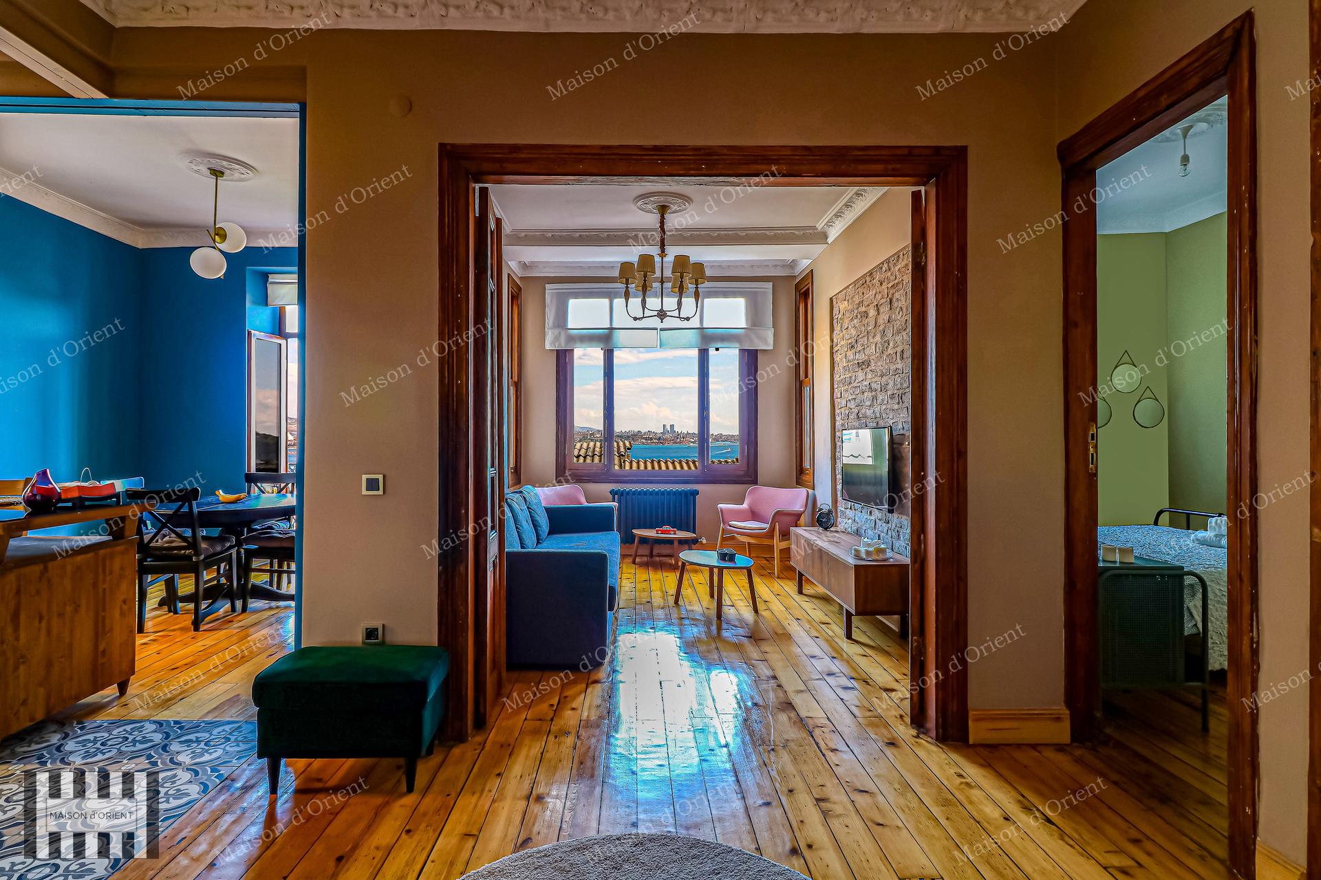 2+1 Furnished Apartment for Rent with Balcony and View in Galata — Galata, İstanbul — 2+1 — Closed