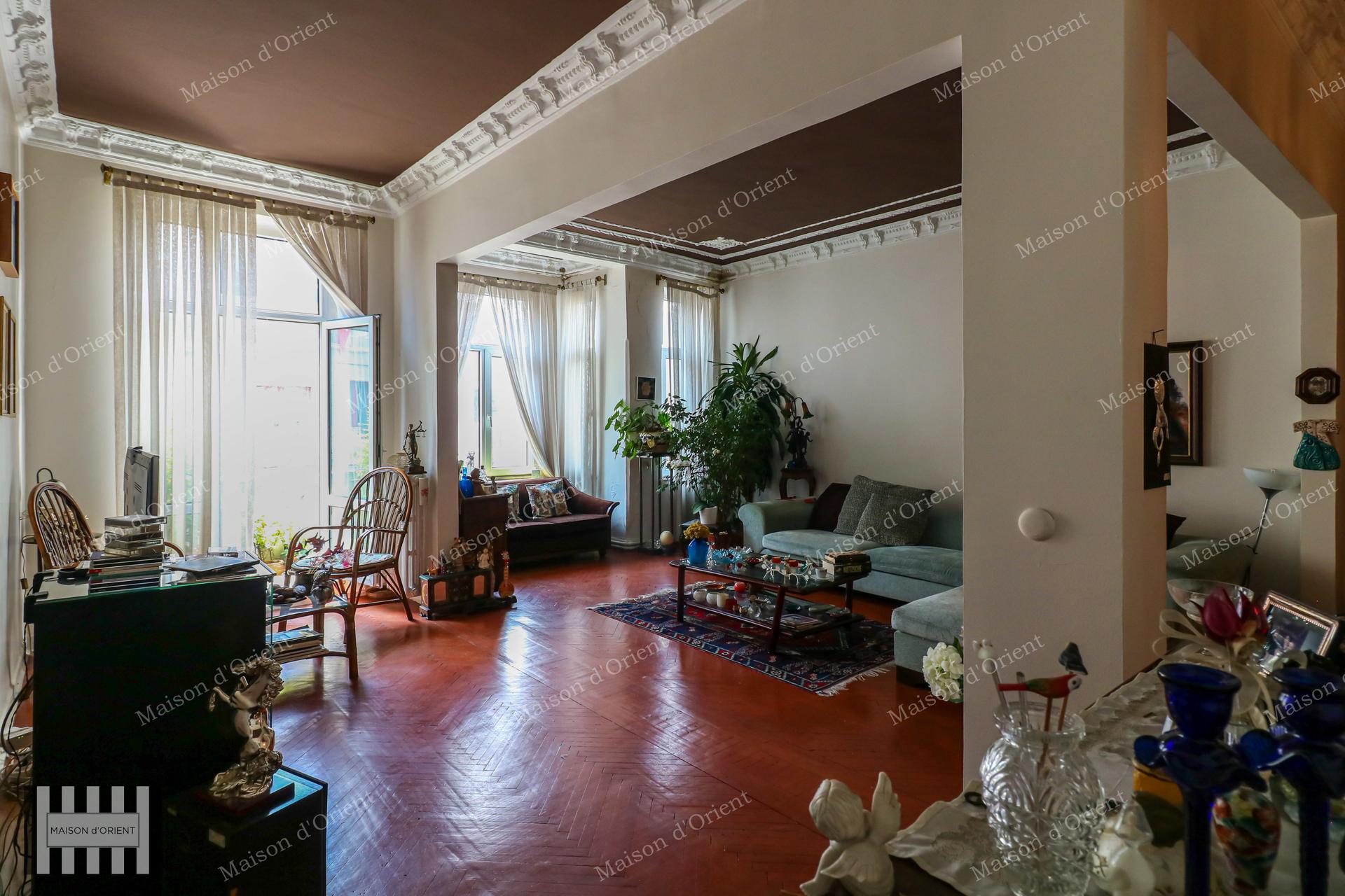 3+1 180sqm Flat for Sale in Taksim Historical Building — Taksim, İstanbul — 3+1 — Closed