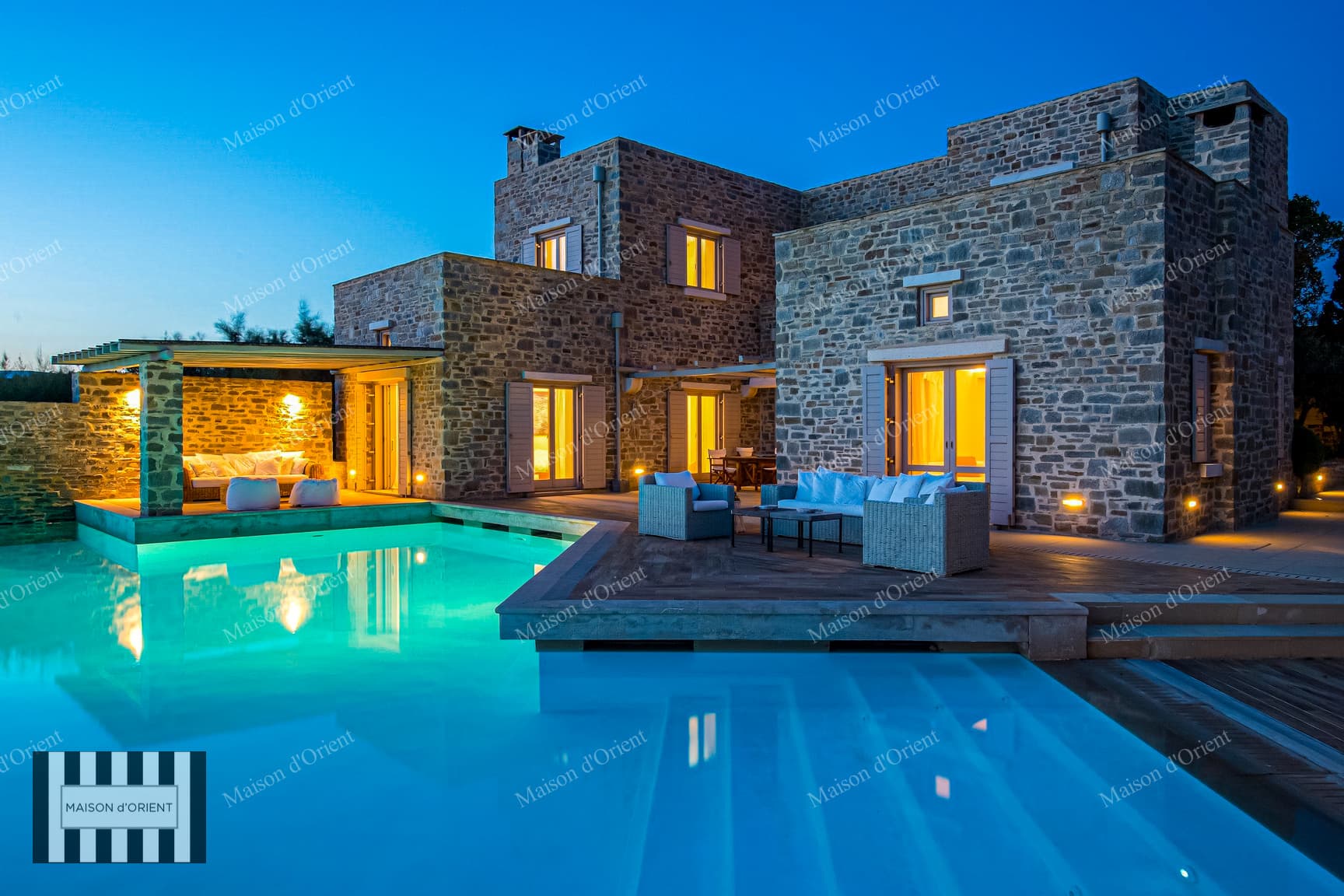 Yunanistan, Paros’ta Denize Sıfır Satılık Villa — Paros, Yunanistan — 6+2 — Yurt Dışı