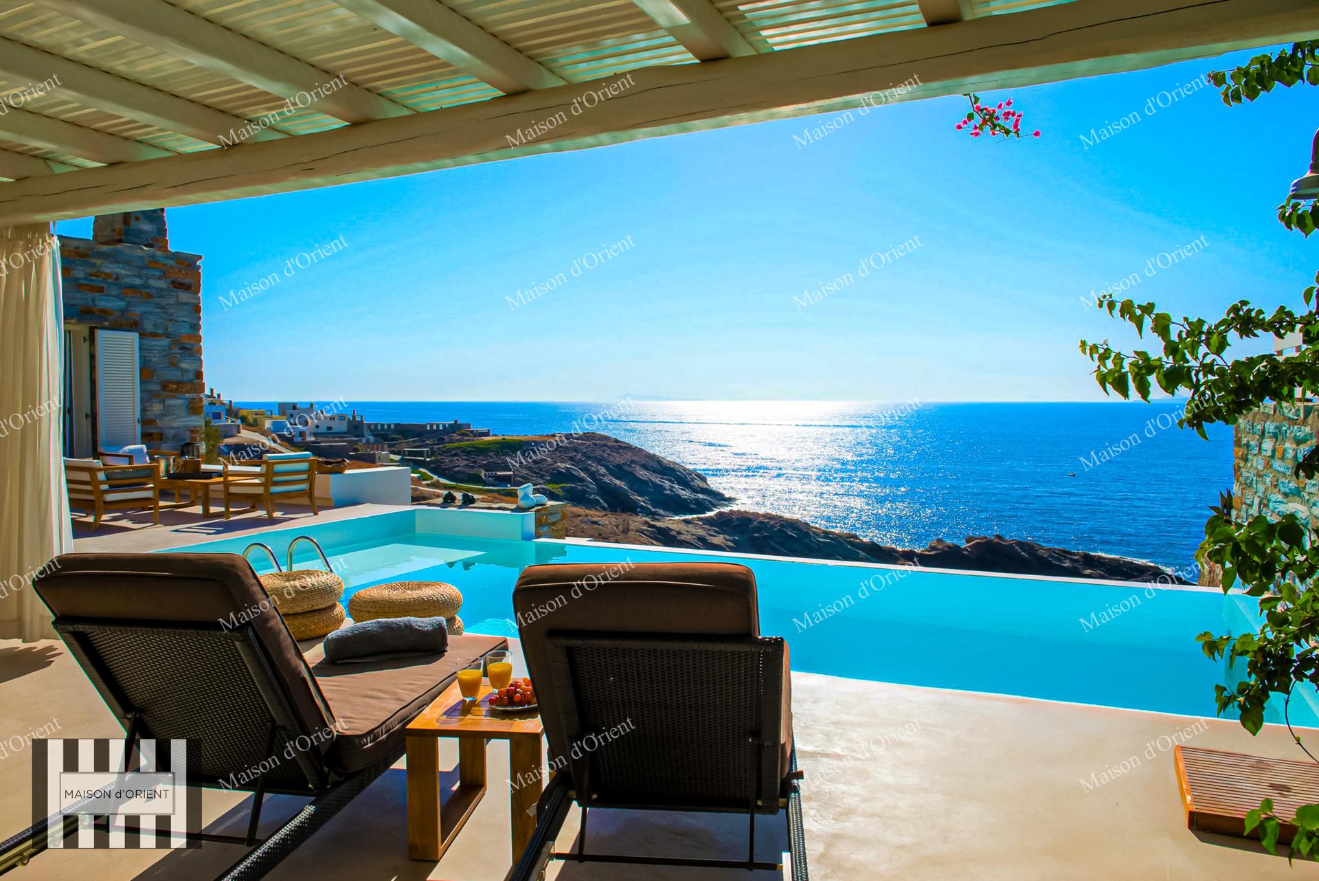 Waterfront Villa for Sale in Kea, Greece — Kea, Yunanistan — 5+1 — International