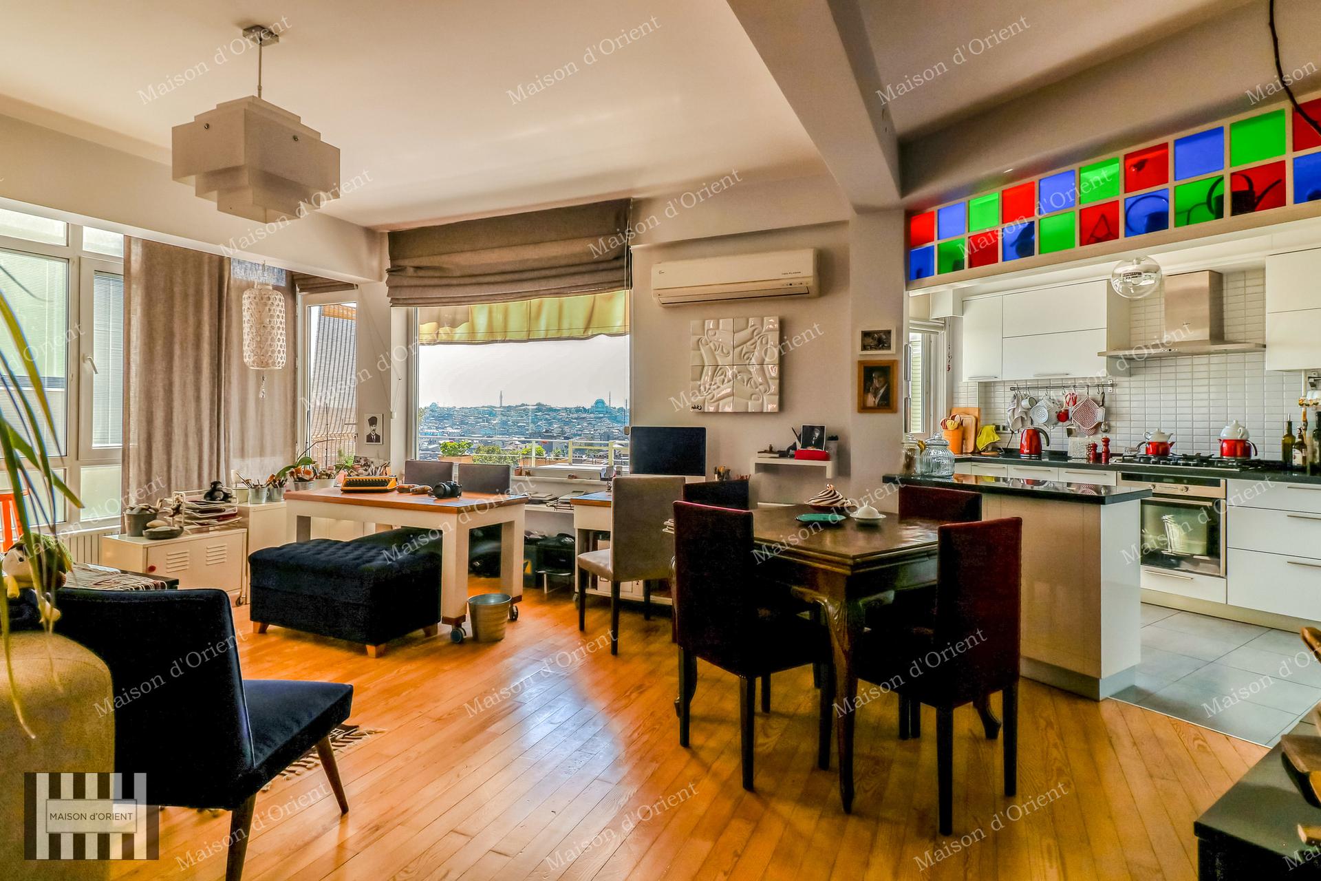 Renovated 135sqm Flat with View for Sale in Cihangir — Cihangir, İstanbul — 3+1 — Closed