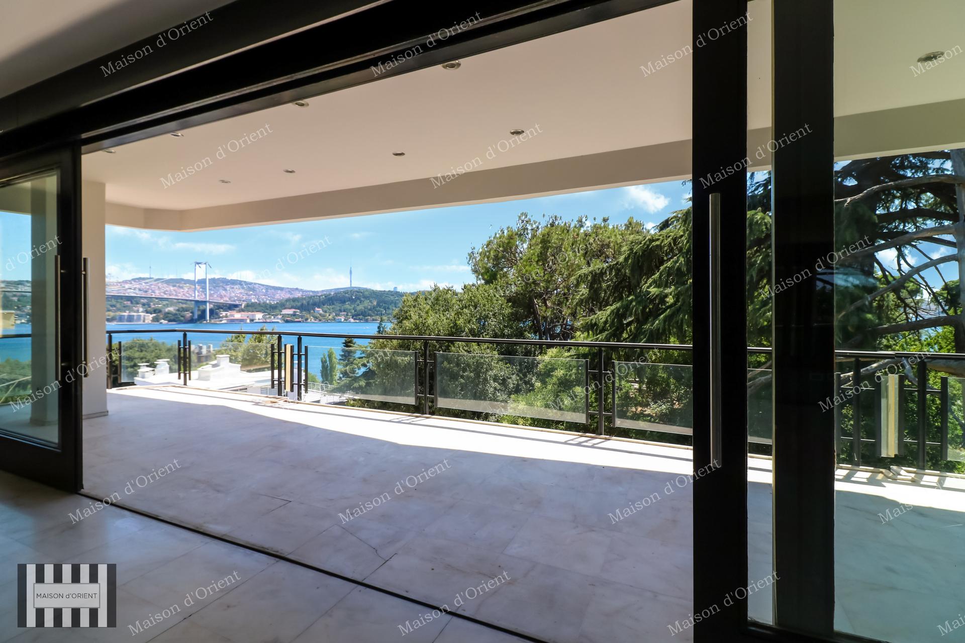Flat with Bosphorus View for Rent in Ortaköy — Ortaköy, İstanbul — 4+1 — Closed