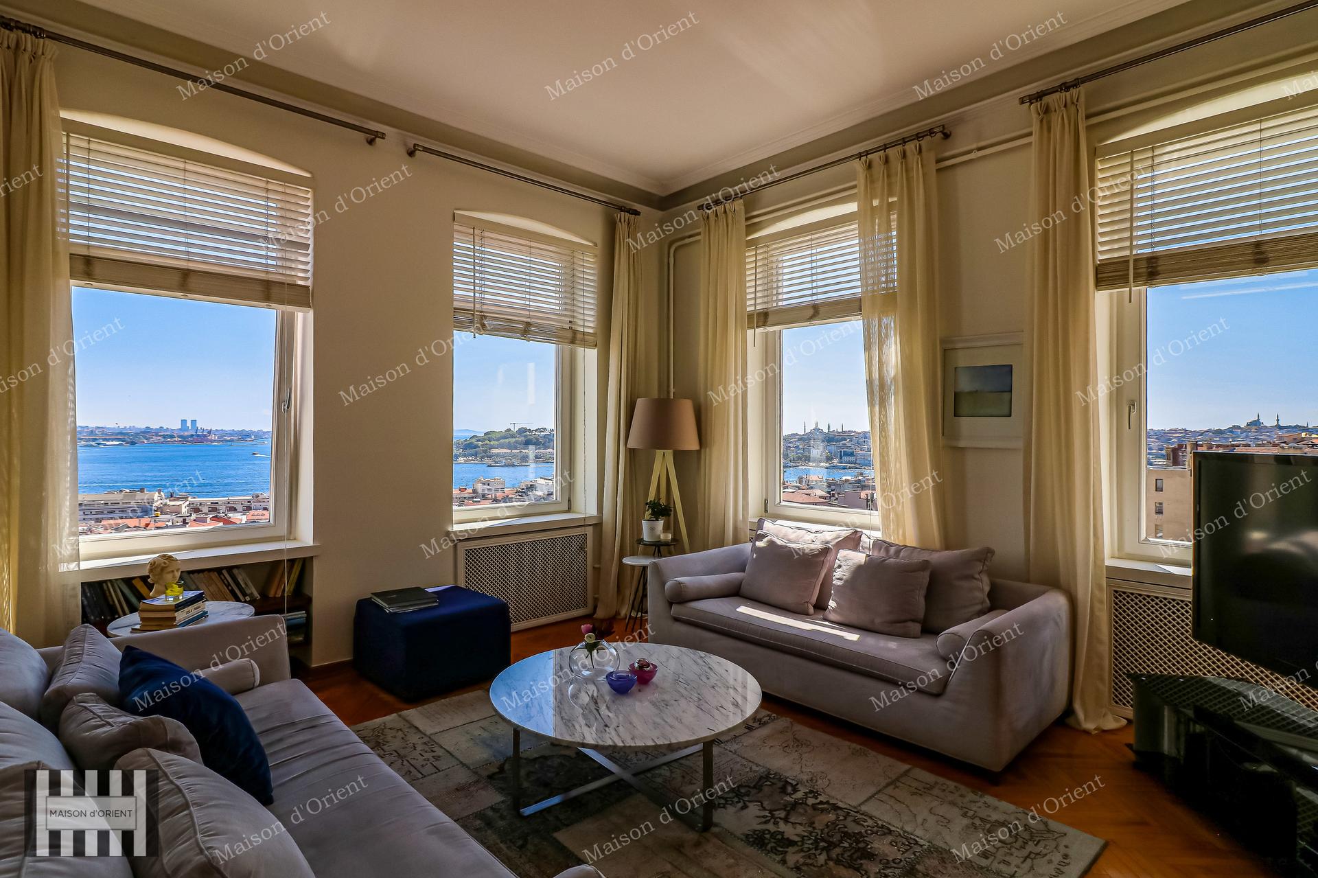 3+2 Rental Flat with Bosphorus View in Dogan Apartments — Galata, İstanbul — 3+2 — Closed