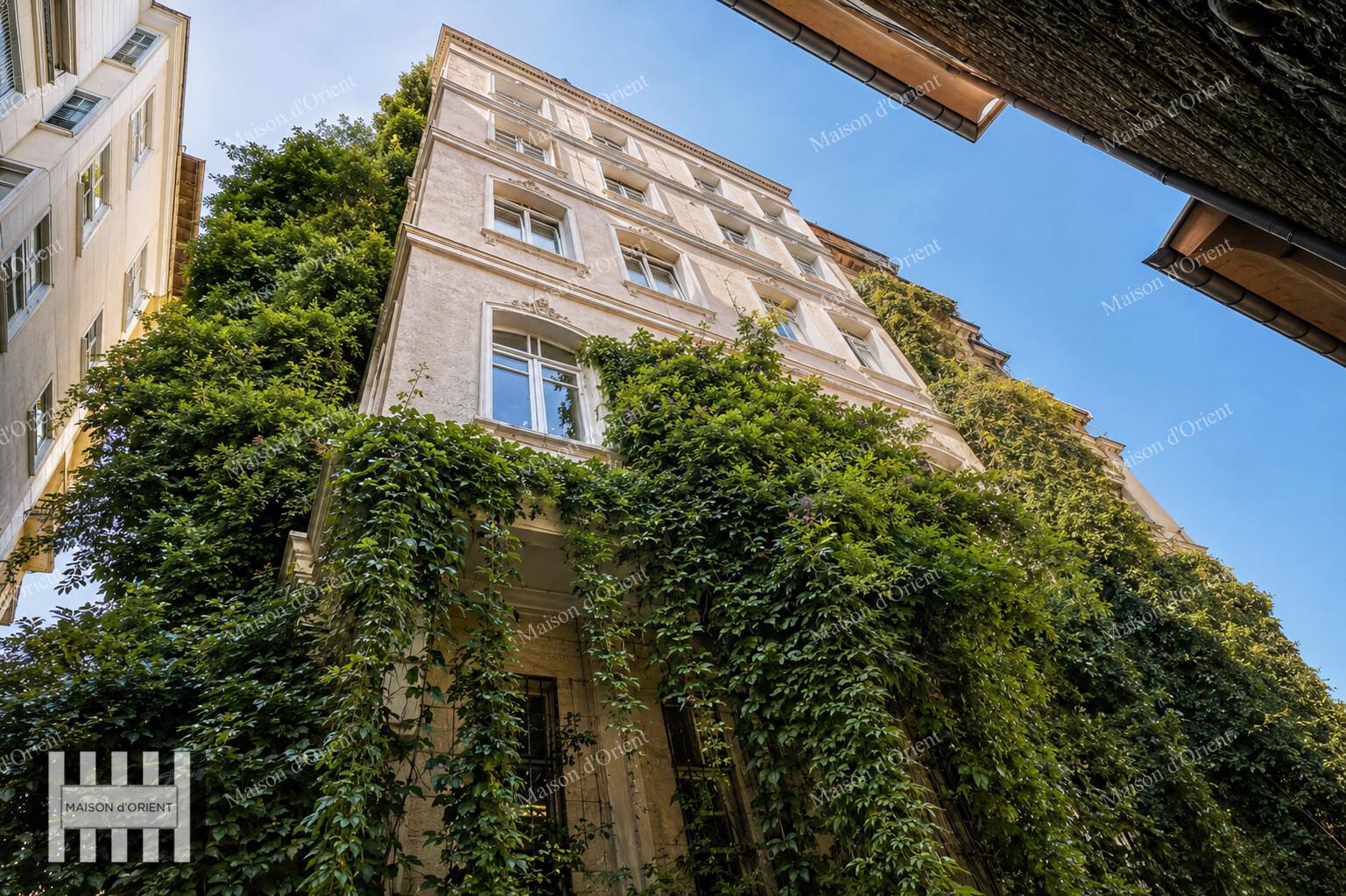 7-Storey Rental House with Historical Peninsula, Bosphorus and Princes' Islands Views — Tomtom, İstanbul — 5+2 — For Rent